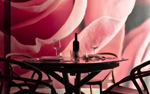 Lady Rose One in Naples