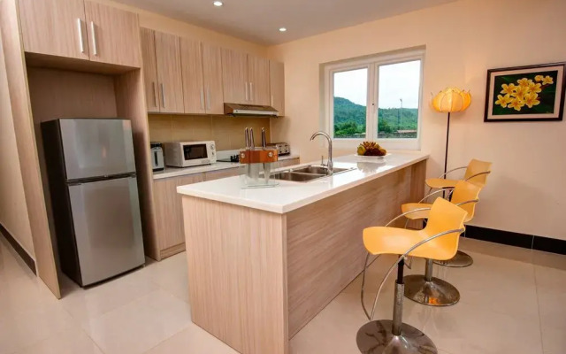 Tatai Resort & Marina