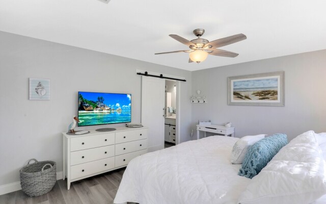 Island Breeze Escape
