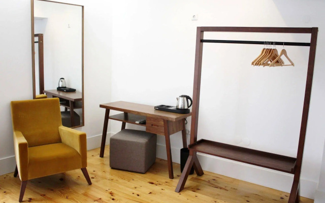 Trovador City Guest House