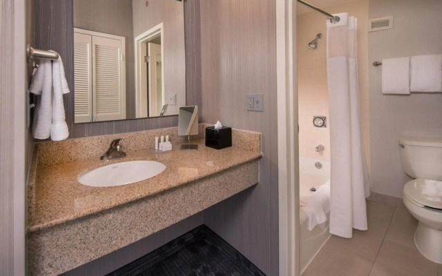 Courtyard by Marriott Washington Dulles Airport Chantilly