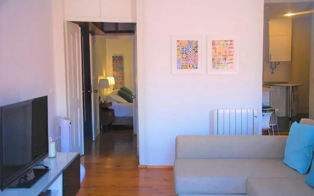 Sunny, central and comfy Ap. in Av. da Liberdade