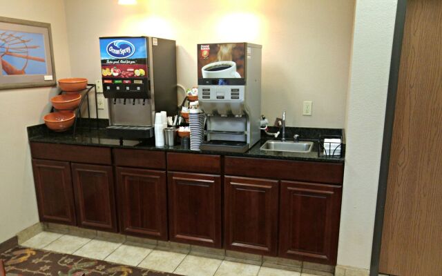 Best Western Plus Country Inn & Suites