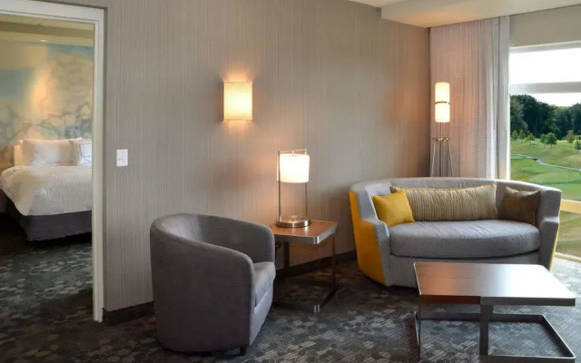 Courtyard Youngstown Canfield