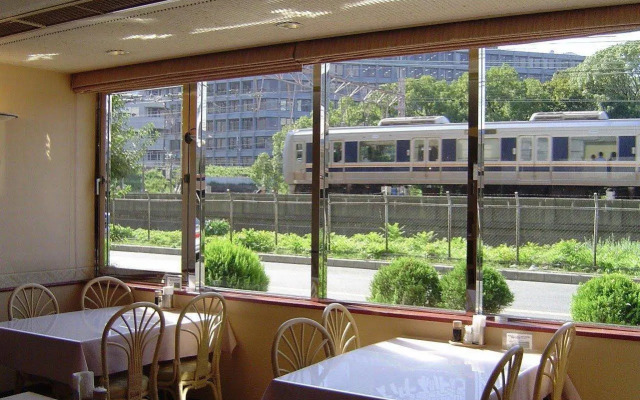 Shin Osaka Station Hotel Annex