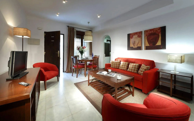 Apartamentos Patios De Alcántara