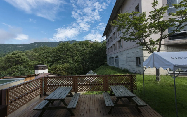 Hotel Lucent Takamiya