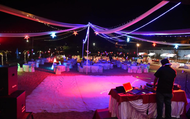 Paradise Village Beach Resort