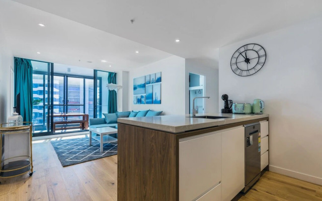 FV Dream 2 BED Apt+ Pool+ Free Parking Qfv211-16