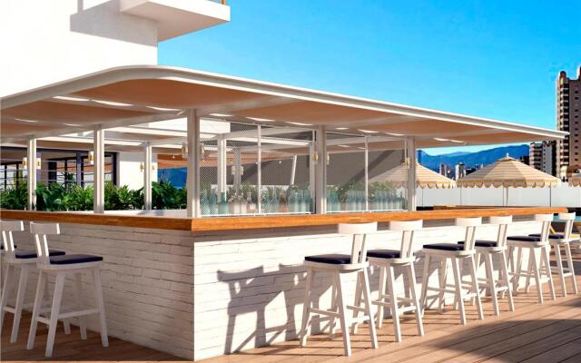 H10 Porto Poniente Hotel