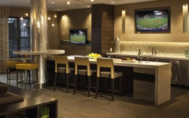 BOQ Lodging-Ballston