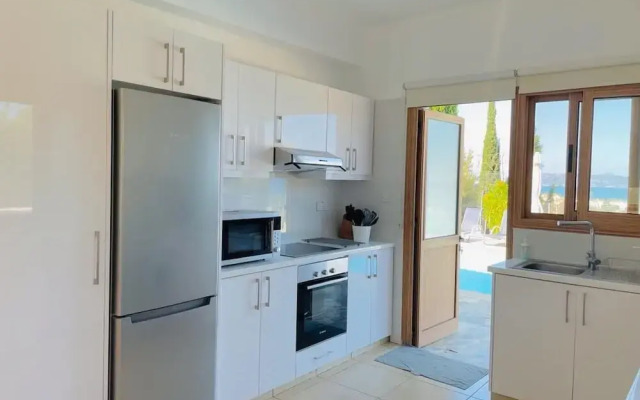 Spacious Luxury Private Sea View Villa