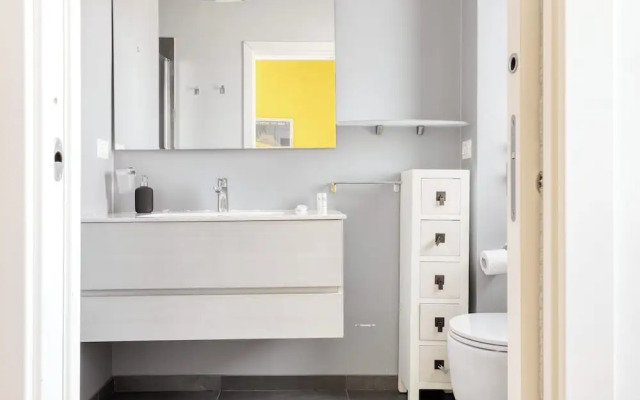 Stylish 2BR flat next to Navigli