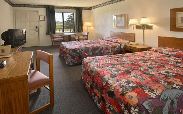Economy Inn and Suites