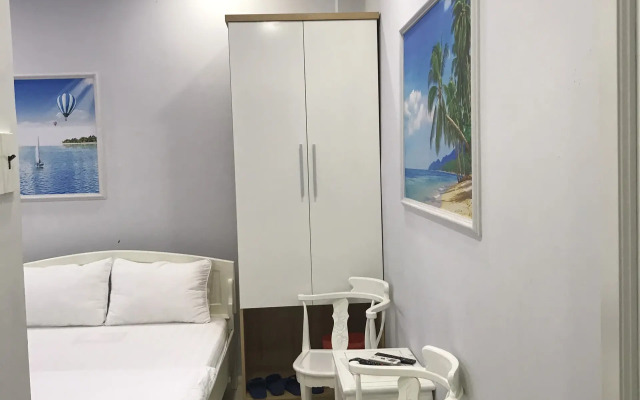 Xina Hostel by OYO