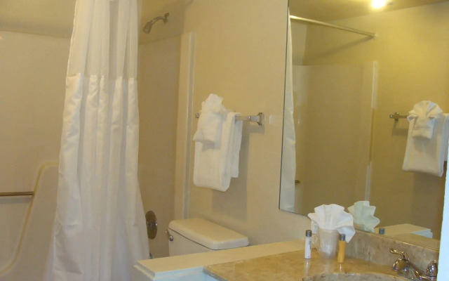 Sevilla Inn - Near Medieval Times