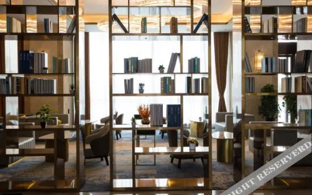 Dengzhou Ruihua Pengyi Hotel