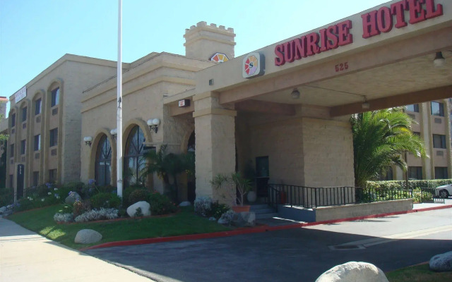 Portside Inn & Suites