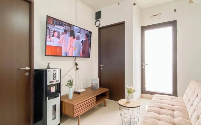 Elegant and Spacious 2BR Apartment Transpark Cibubur