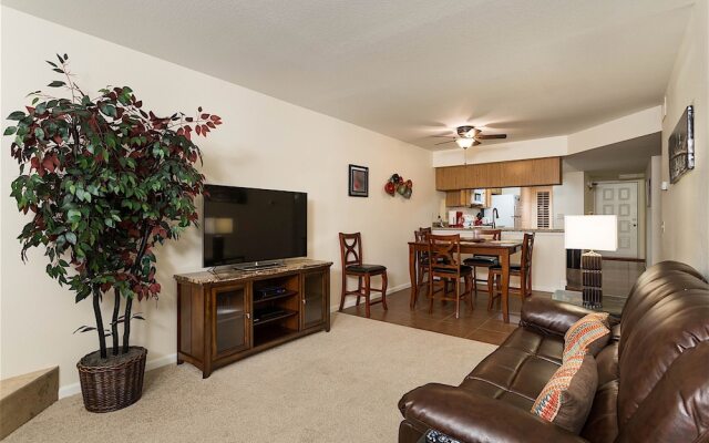 Royal Palm Condo 2 BR by Casago