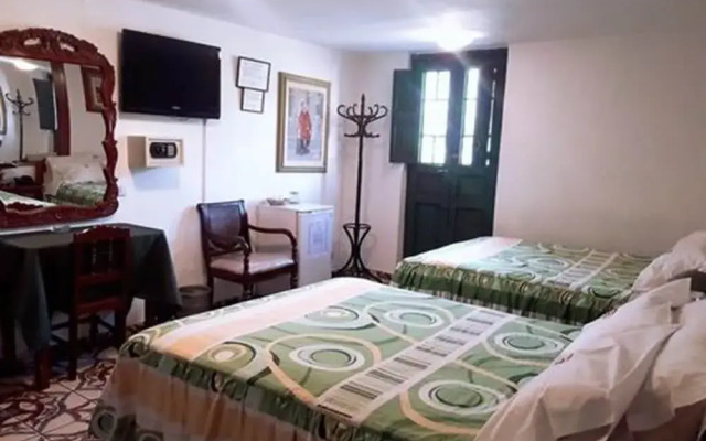 Hostal Santa Apolonia