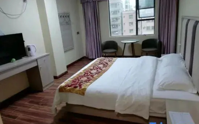 Luhe Business Hotel