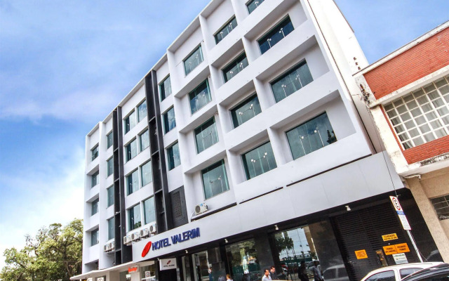 Hotel Valerim Itajaí