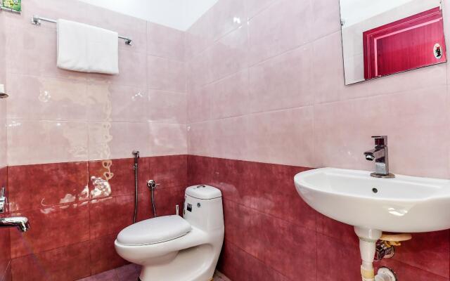 OYO 27676 Ghala Heights