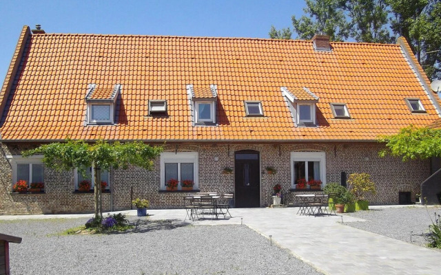 hotelImage