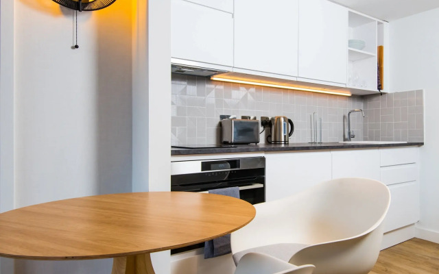 Staybridge Suites Cardiff by IHG