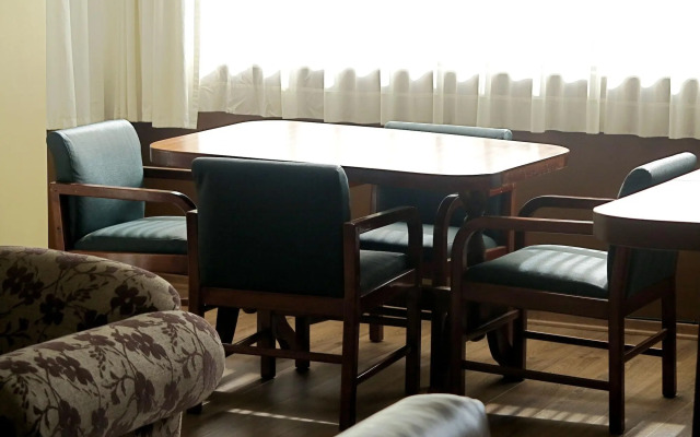 Filatelia Suites & Travel