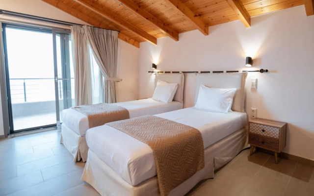 Sofita με θέα τη θάλασσα