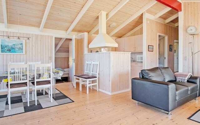 Welcoming Holiday Home in Hirtshals With Sauna