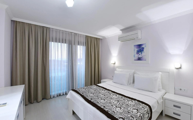Royal Palm Residence