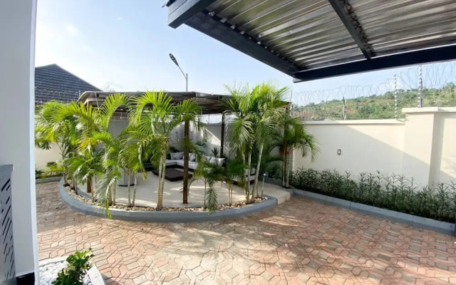 UrbanEdge Hotel