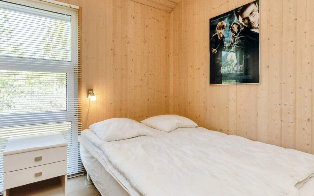 6 Person Holiday Home in Albaek