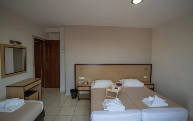 Theofilos City Hotel
