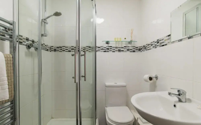 Marine Apartment