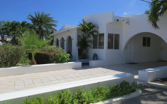 Palm Beach Vacation Villa