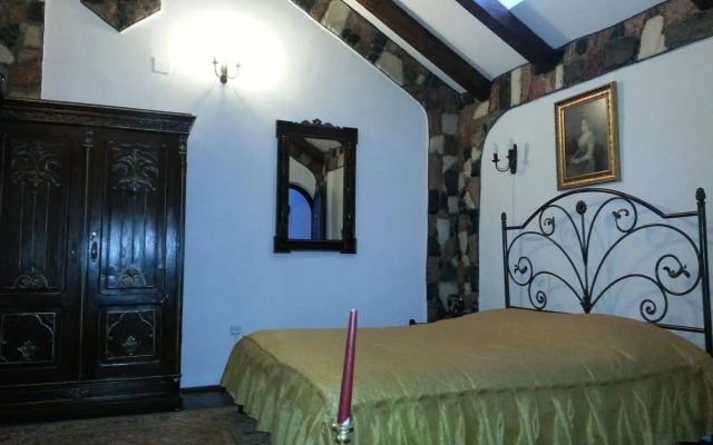 Hunter Prince Castle Hotel