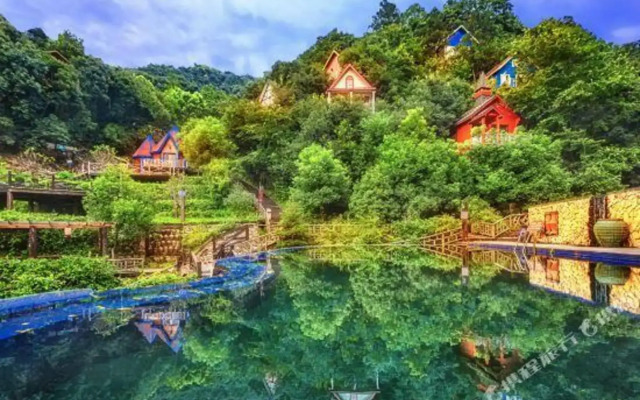 Ningbo Xikou Relax Valley Resort