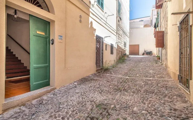 Ruota 2 in Alghero With 1 Bedrooms and 1 Bathrooms
