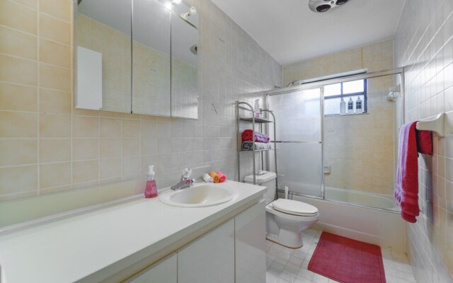 Great 3BR family house. Pool n Billiards