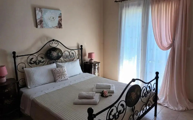 ZENIA Pelion garden house
