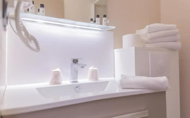 The Originals City, Relax'Otel, Le Barcarès