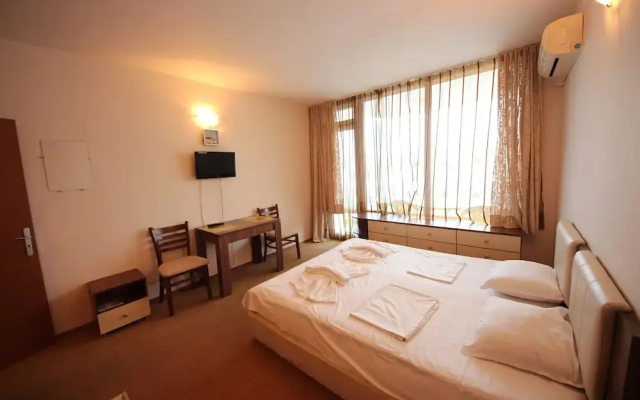 Menada Apartments In Sunny Beach
