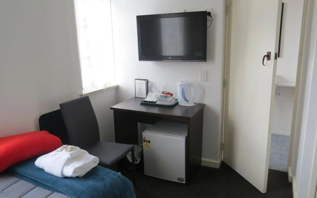Law Courts Hotel
