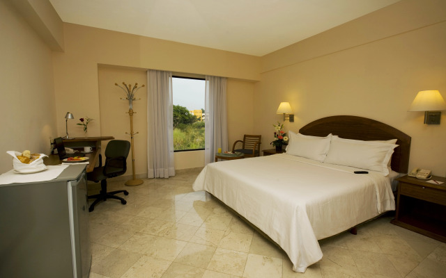 Fiesta Inn Colima