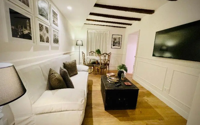 Palazzo del Poeta - Dimora Contemporanea