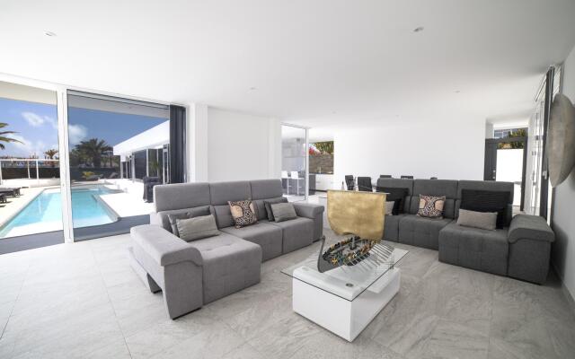 Villa Valhalla (Tina)